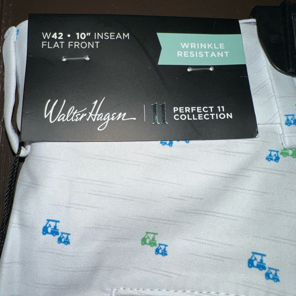 Men’s Walter Hagen golf shorts